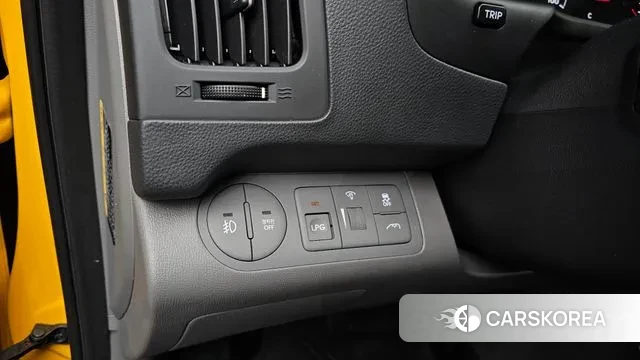 Hyundai The New Grand Starex 2021 Желтый из Кореи, фото 5