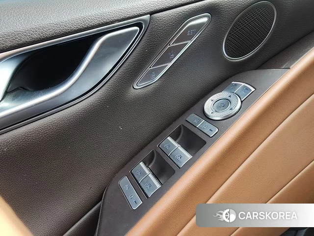 Genesis G80 (RG3) 2023 Серебристо-серый из Кореи, фото 5