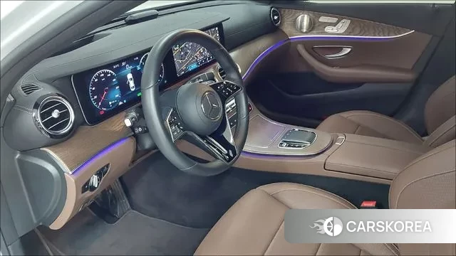 Mercedes-Benz E-Class W213 2023 Белый из Кореи, фото 5