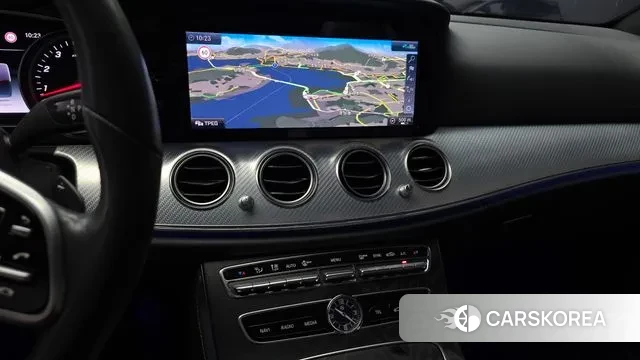 Mercedes-Benz E-Class W213 2020 Серый из Кореи, фото 5