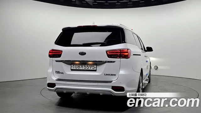 Kia The New Carnival 2019 Белый из Кореи, фото 5