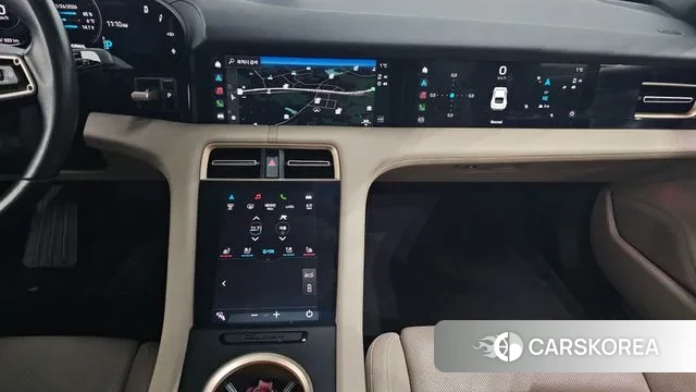 Porsche Taycan 2021 Белый из Кореи, фото 5