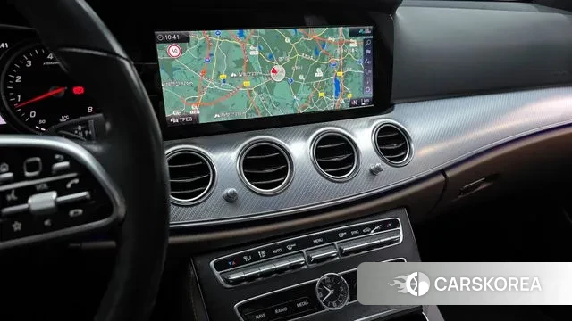 Mercedes-Benz E-Class W213 2019 Белый из Кореи, фото 5