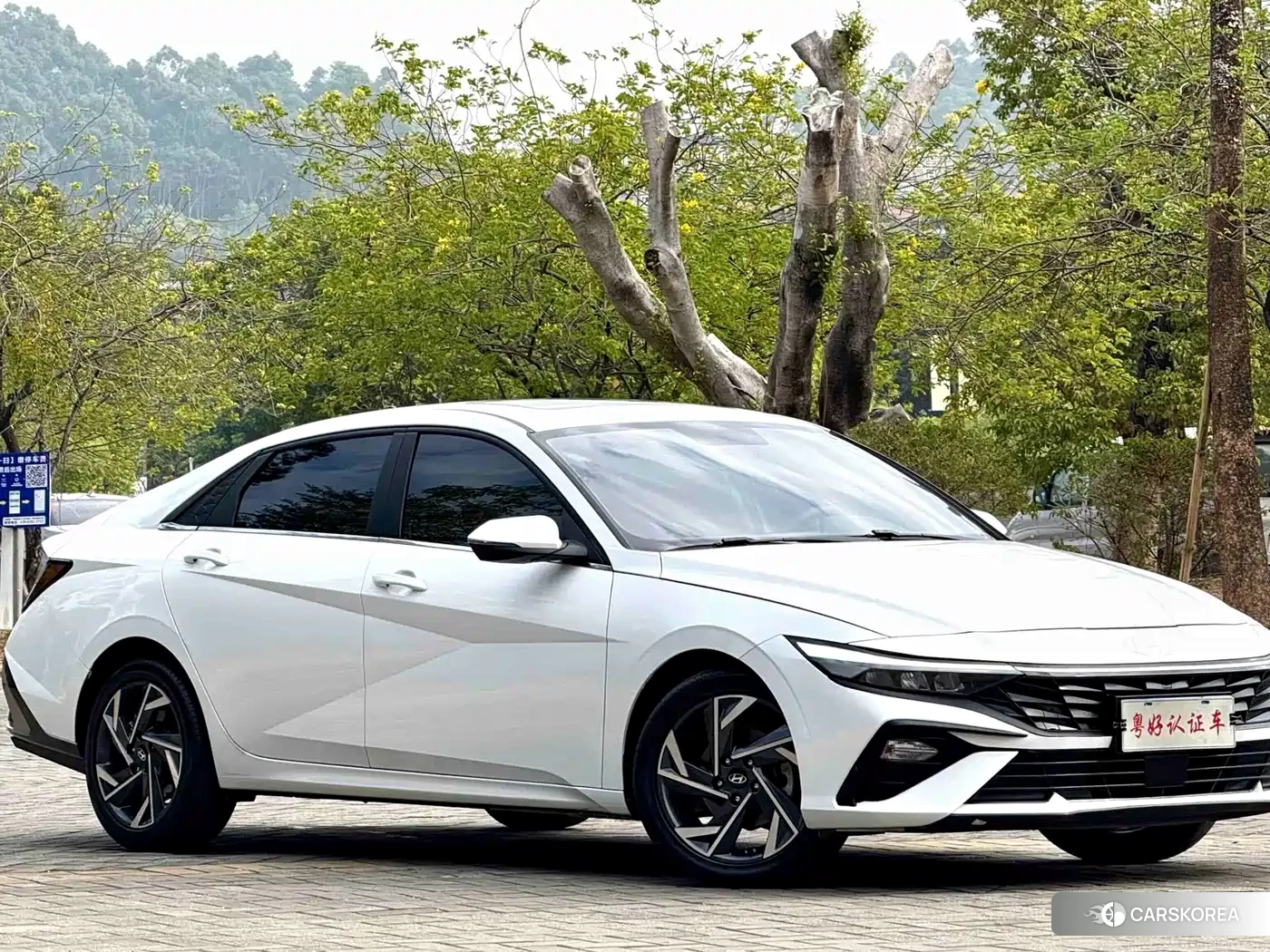 Hyundai Elantra 2024 Белый из Китая, фото 6