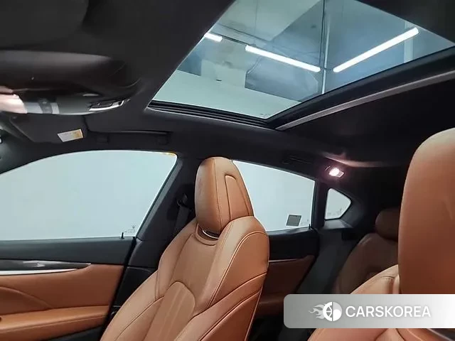 Maserati Levante 2019 Черный из Кореи, фото 5