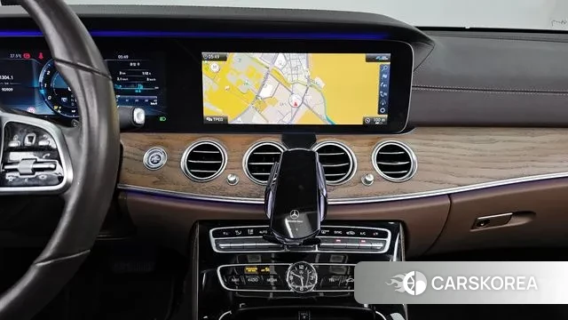 Mercedes-Benz E-Class W213 2020 Белый из Кореи, фото 5