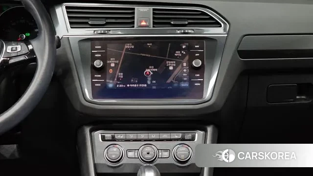 Volkswagen Tiguan second Generation 2018 Серый из Кореи, фото 5