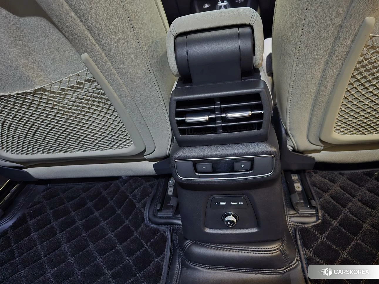 Audi Q4 2022 Синий из Китая, фото 5