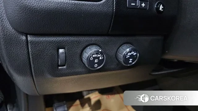 Chevrolet (GM Daewoo) Real New Colorado 2022 Черный из Кореи, фото 5