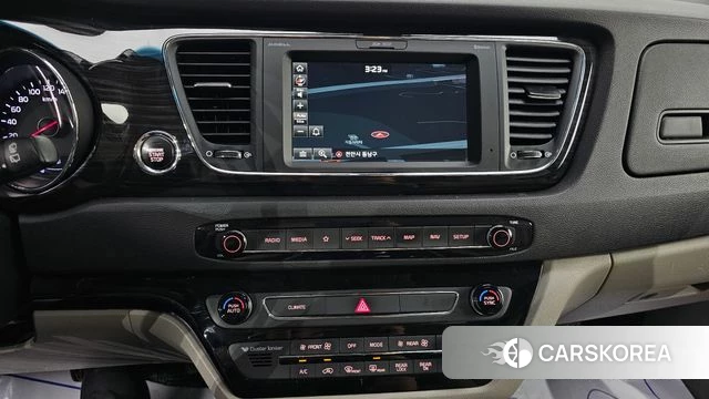 Kia The New Carnival 2019 Серый из Кореи, фото 5