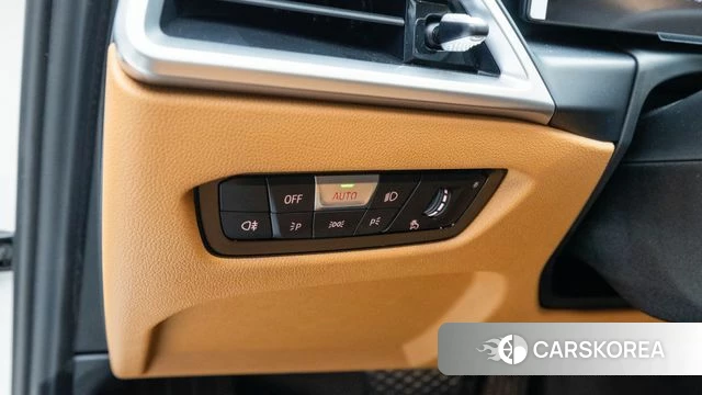 BMW 3 Series (G20) 2025 Белый из Кореи, фото 5