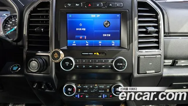 Ford Expeditation id 2748880 из Кореи 5