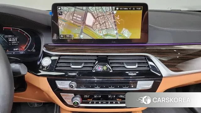 BMW 5 Series (G30) 2022 Черный из Кореи, фото 5