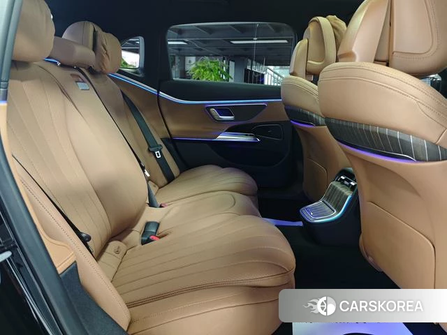 Mercedes-Benz E-class 2024 Черный из Китая, фото 5