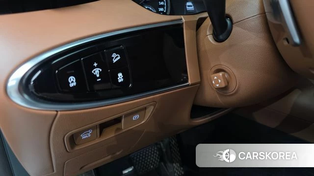 Genesis GV70 2023 Белый из Кореи, фото 5