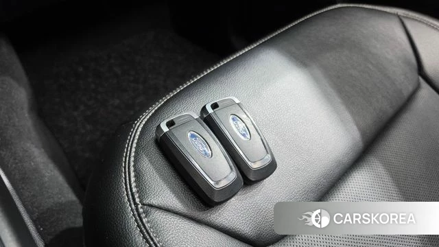 Ford Explorer 6th Generation 2021 Серый из Кореи, фото 5