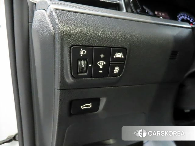 Kia K5 3rd generation 2022 Белый из Кореи, фото 5
