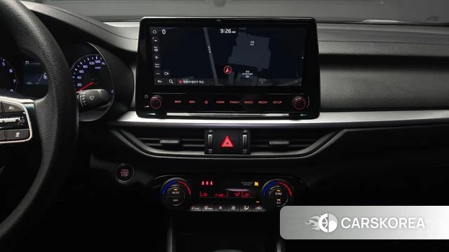 Kia The New K3 2nd generation 2022 Белый из Кореи, фото 5