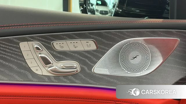 Mercedes-Benz AMG GT 2025 Черный из Кореи, фото 5