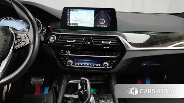 BMW 5 Series (G30) 2018 Черный из Кореи, фото 5