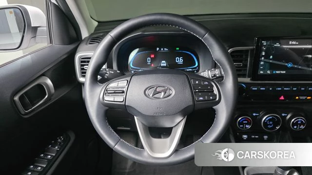 Hyundai Venue 2023 Белый из Кореи, фото 5