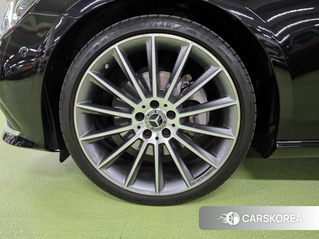 Mercedes-Benz E-Class W213 2021 Черный из Кореи, фото 5