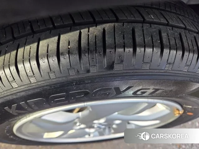 Hyundai Venue 2021 Белый из Кореи, фото 5