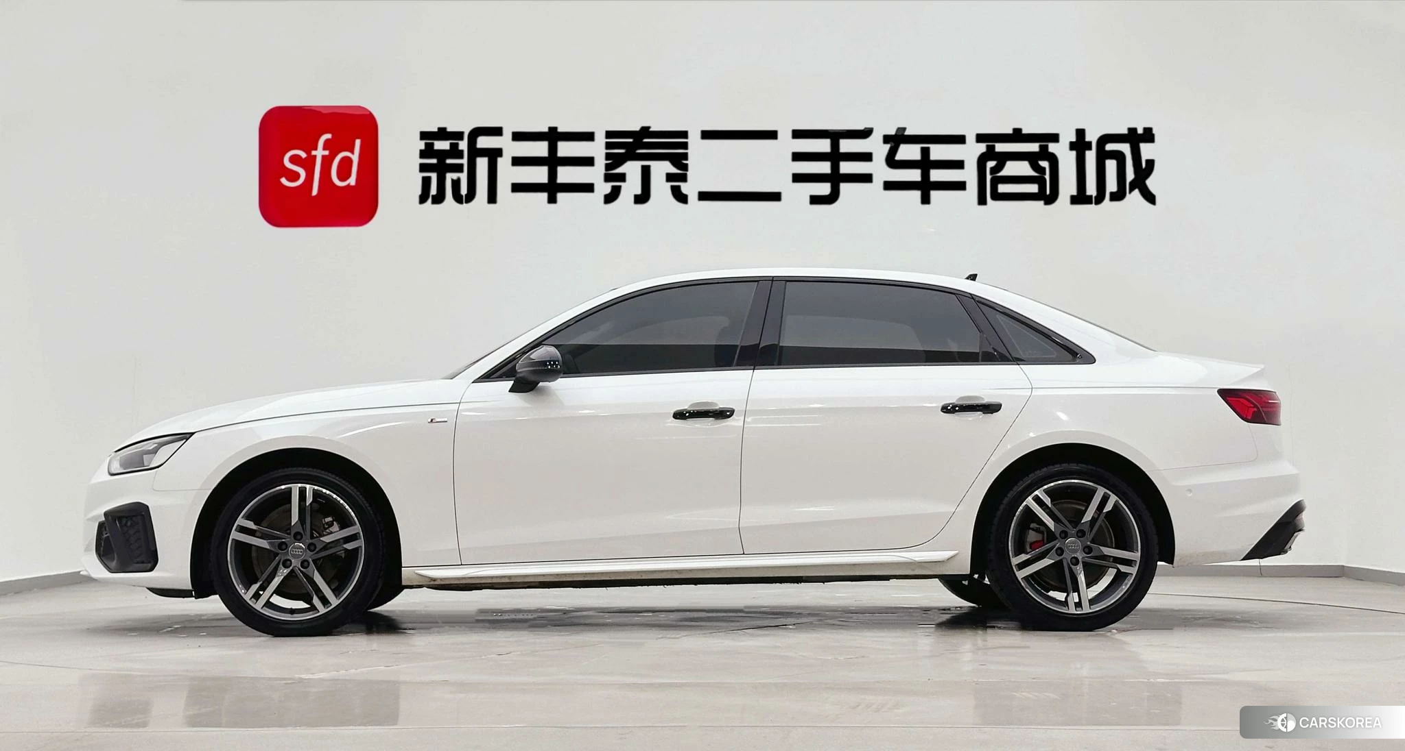 Audi A4L 2020 Белый из Китая, фото 5