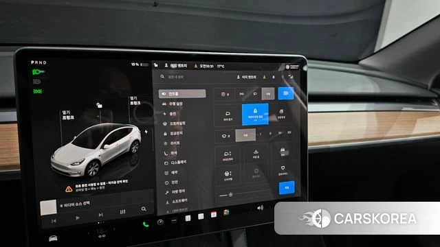 Tesla Model Y 2023 Белый из Кореи, фото 5