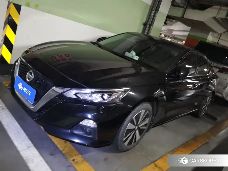 Nissan Altima 2022 Черный из Китая, фото 5