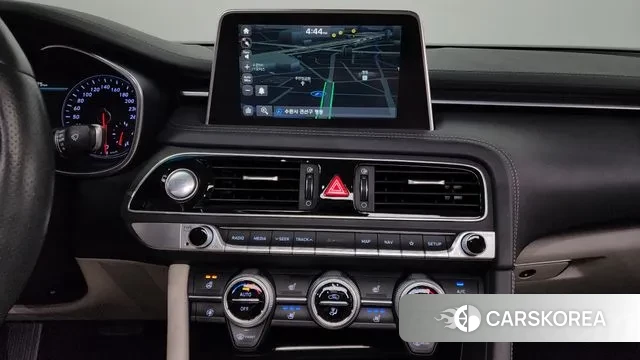 Genesis G70 2019 Белый из Кореи, фото 5