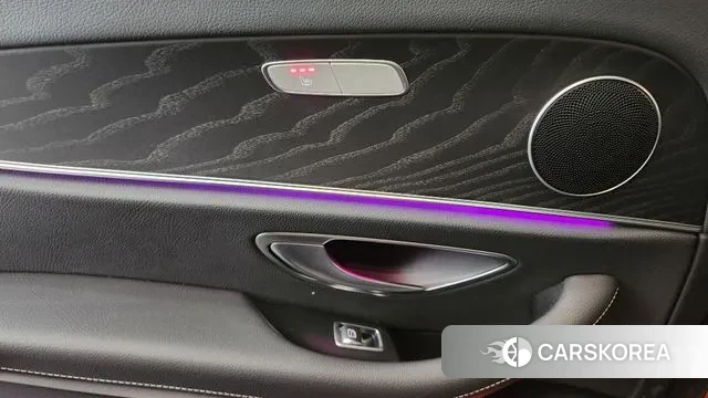 Mercedes-Benz E-Class W213 2022 Белый из Кореи, фото 5