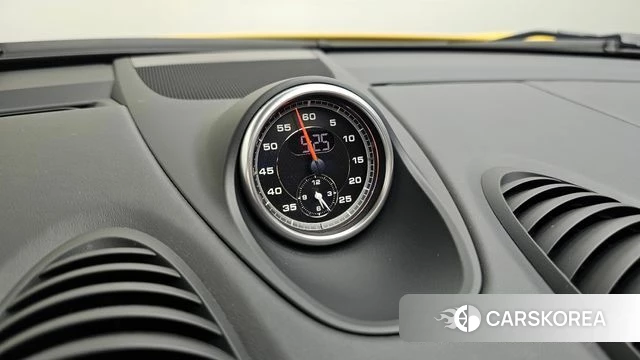Porsche 718 Cayman 2021 Желтый из Кореи, фото 5