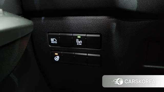 Lexus NX300h 2019 Серебряный из Кореи, фото 5