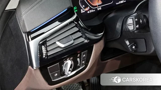 BMW 5 Series (G30) 2022 Черный из Кореи, фото 5