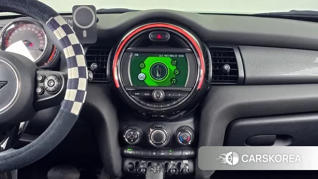 Mini Cooper 2019 Жемчужный цвет из Кореи, фото 5