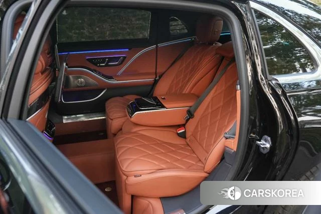 Mercedes-Benz Maybach S-class 2024 Черный из Китая, фото 5