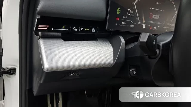 BMW 5 Series (G60) 2024 Белый из Кореи, фото 5