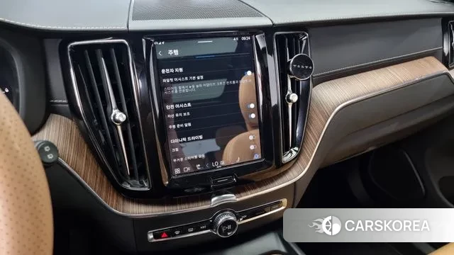 Volvo XC60 second Generation 2022 Серый из Кореи, фото 5