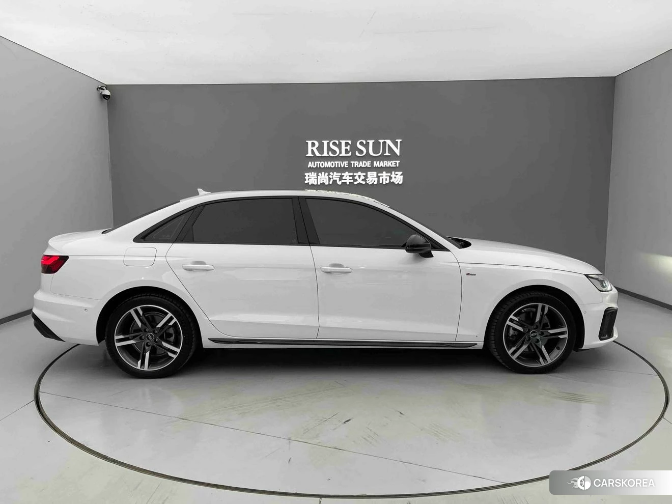 Audi A4L 2021 Белый из Китая, фото 5