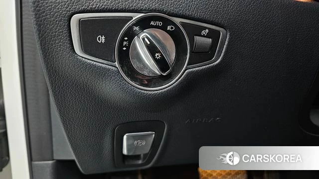 Mercedes-Benz E-Class W213 2018 Белый из Кореи, фото 5