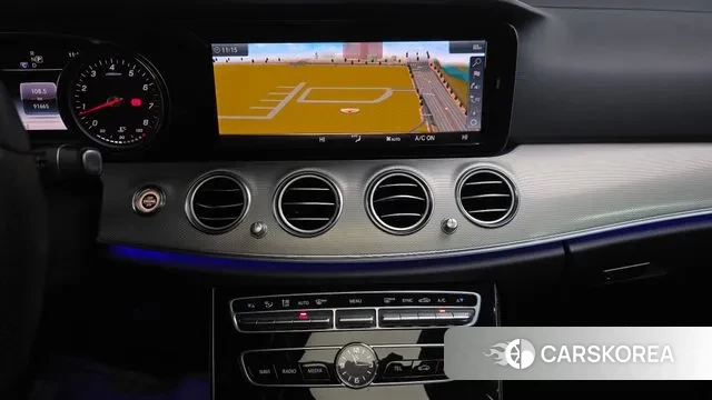 Mercedes-Benz E-Class W213 2018 Белый из Кореи, фото 5