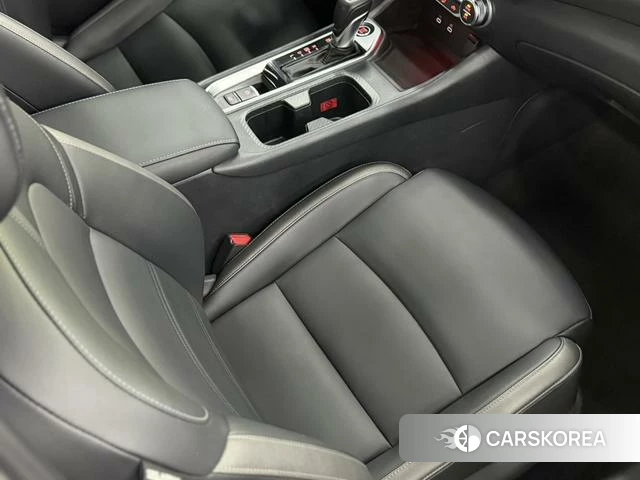 Nissan Xuan Yi 2024 Белый из Китая, фото 5