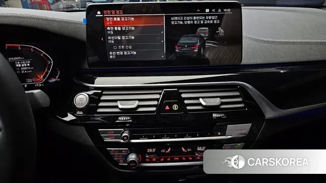 BMW 5 Series (G30) 2022 Черный из Кореи, фото 5