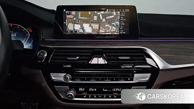 BMW 5 Series (G30) 2020 Серый из Кореи, фото 5