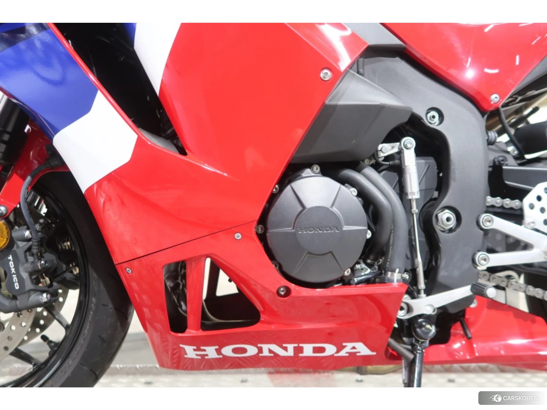 Проданный Honda CBR600RR ABS id 3947848 из Японии, фото 2