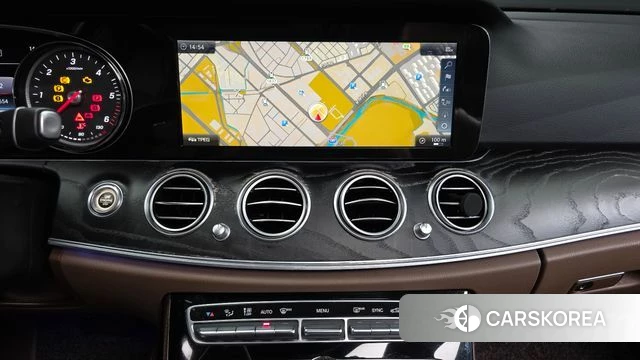 Mercedes-Benz E-Class W213 2018 Синий из Кореи, фото 5