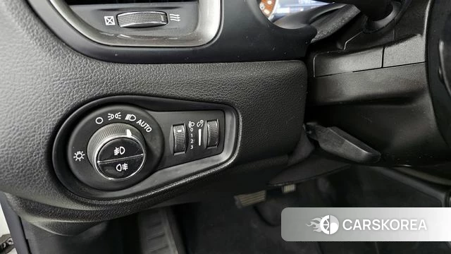 Jeep Renegade 2019 Белый из Кореи, фото 5