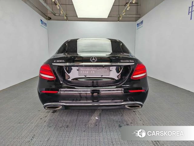 Mercedes-Benz E-class 2019 Черный из Китая, фото 5