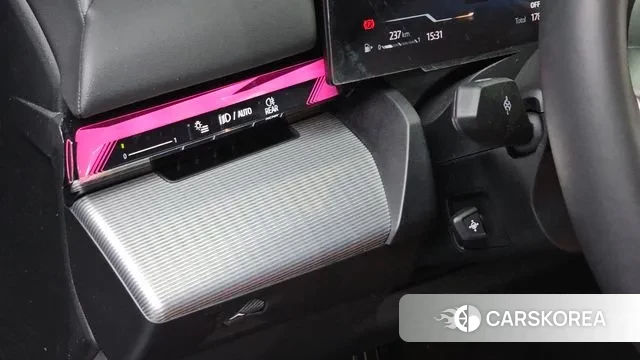 BMW 5 Series (G60) 2025 Черный из Кореи, фото 5